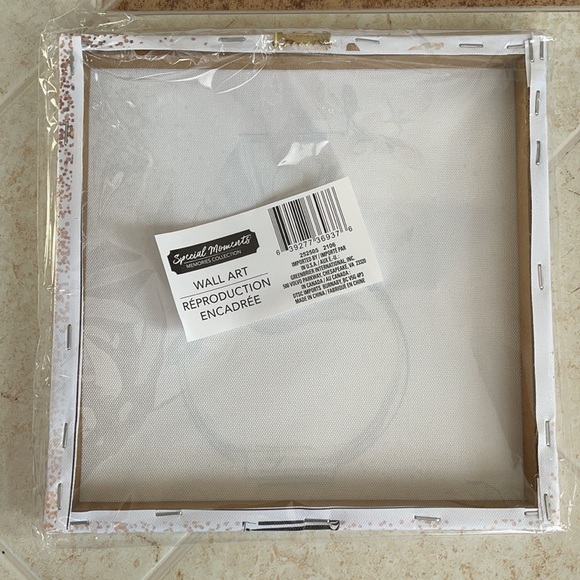 Wall art/painting ~ perfume and flowers - Picture 4 of 5